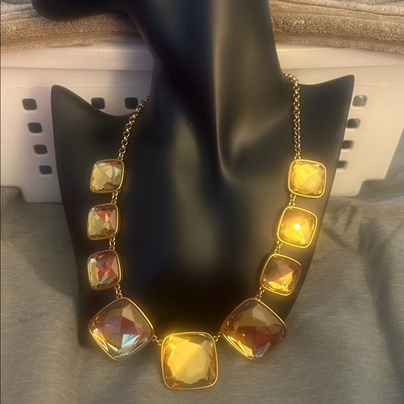 Meet your Posher, June - Picture 2 of 2